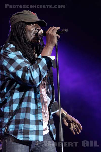 ALPHA BLONDY - 2010-06-21 - VINCENNES - Chateau de Vincennes - 